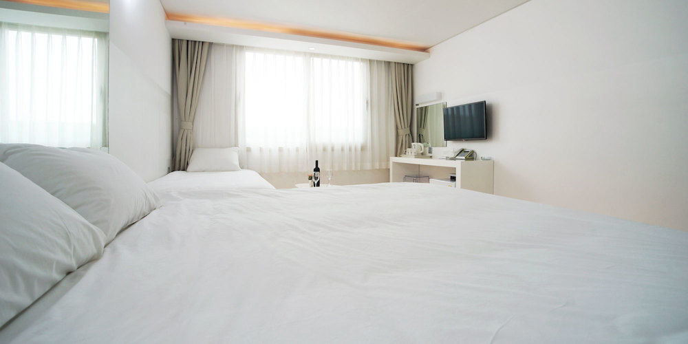 Hotel Ciel Bleu Jeju Esterno foto