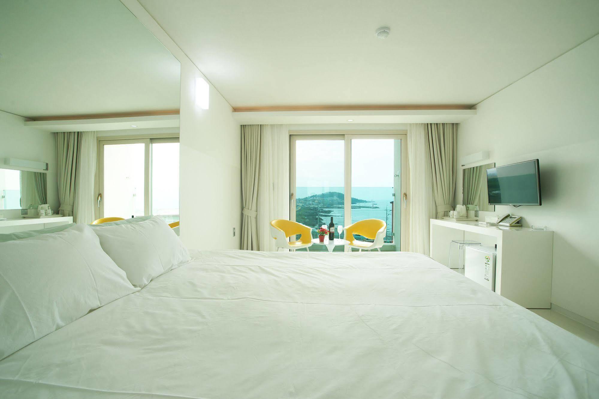 Hotel Ciel Bleu Jeju Esterno foto