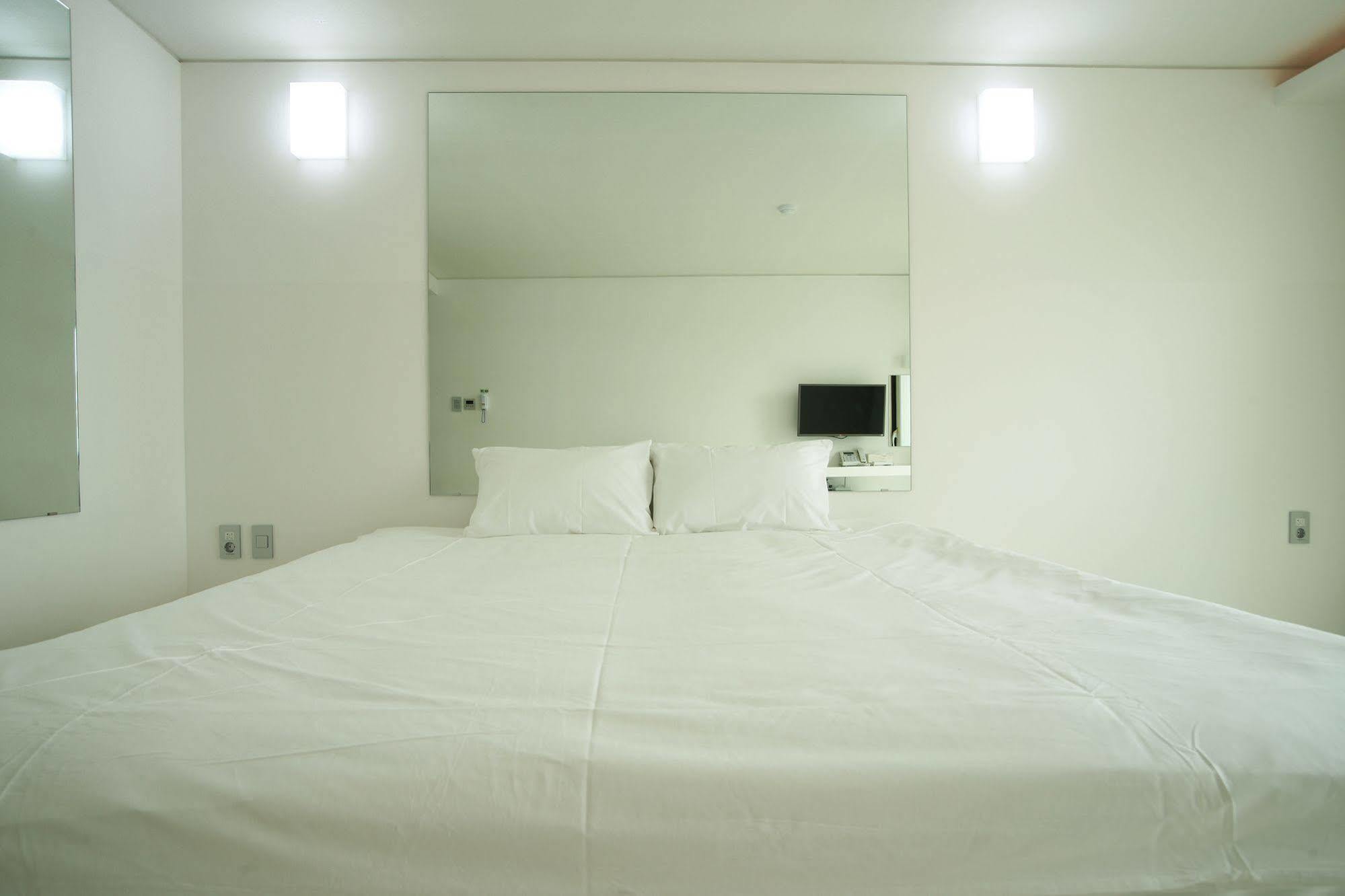 Hotel Ciel Bleu Jeju Esterno foto