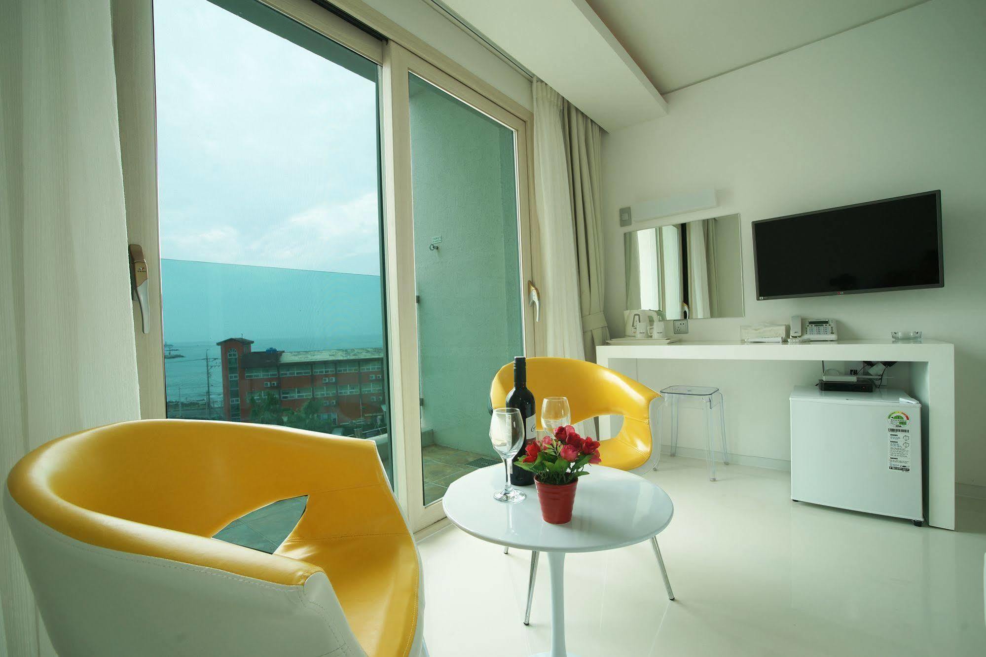 Hotel Ciel Bleu Jeju Esterno foto